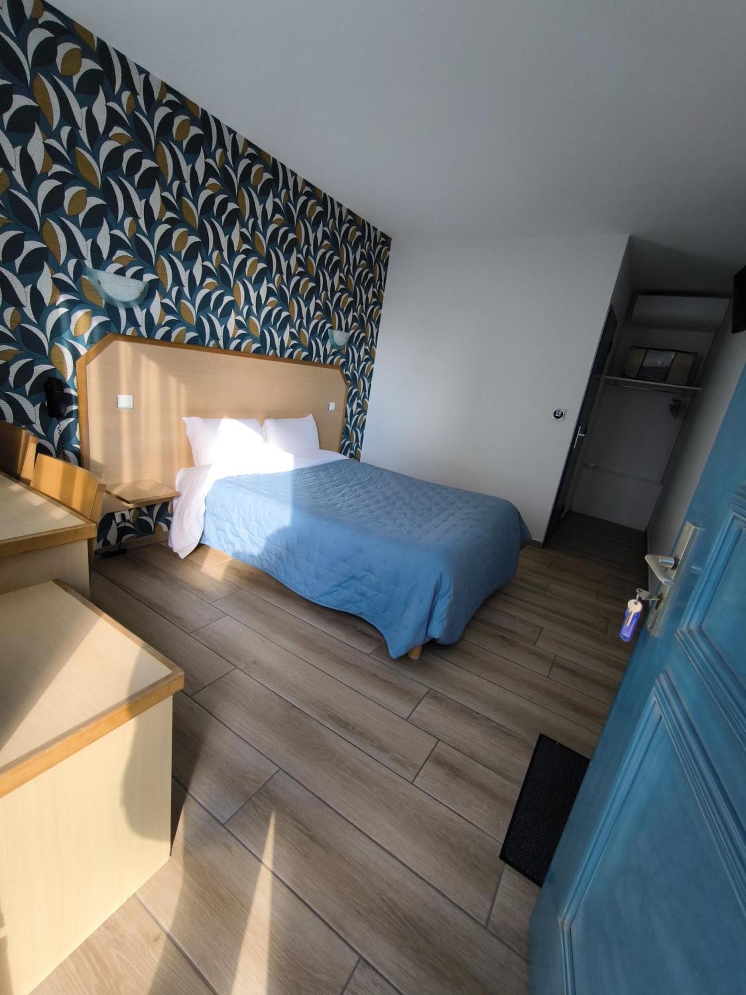 Hotel Le Laury'S Onet-le-Château Екстериор снимка